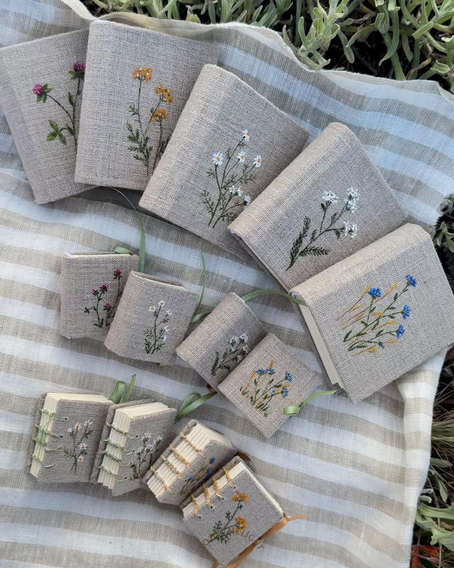 Collection "Happiness in Simplicity", Handmade notebook with acrylic wildflowers